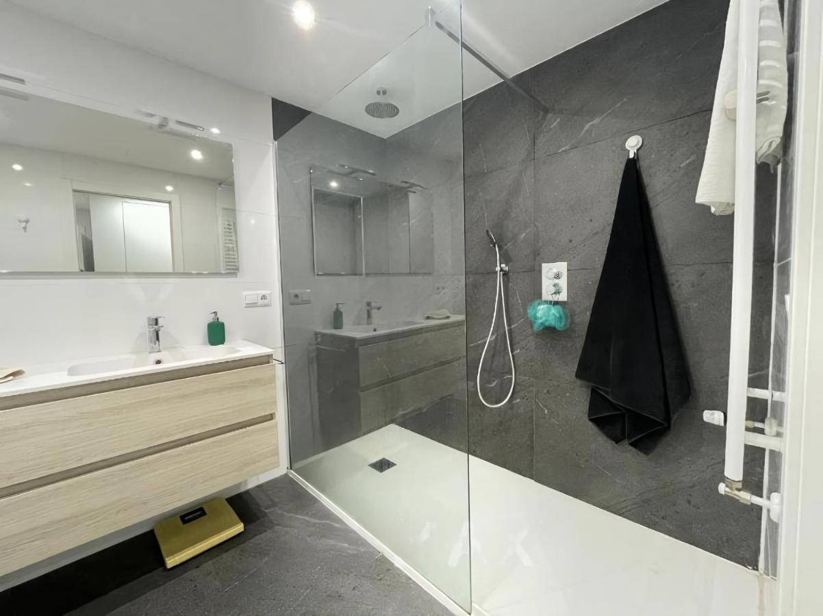 Amplio Y Moderno Piso De 4 Habitaciones Y Terraza Pontevedra Ngoại thất bức ảnh